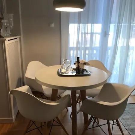 Api Projects Kolonaki - Casa Academia